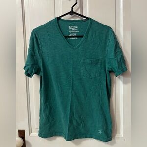 Original Penguin Men's V-Neck Pocket Tee in Teal Green